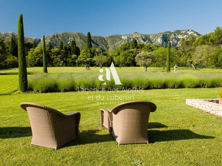 House Saint-Rémy-de-Provence - 7 bedrooms - 300m²