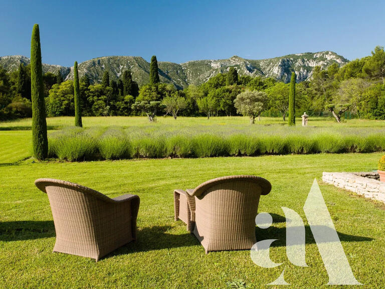 House Saint-Rémy-de-Provence - 7 bedrooms - 300m²