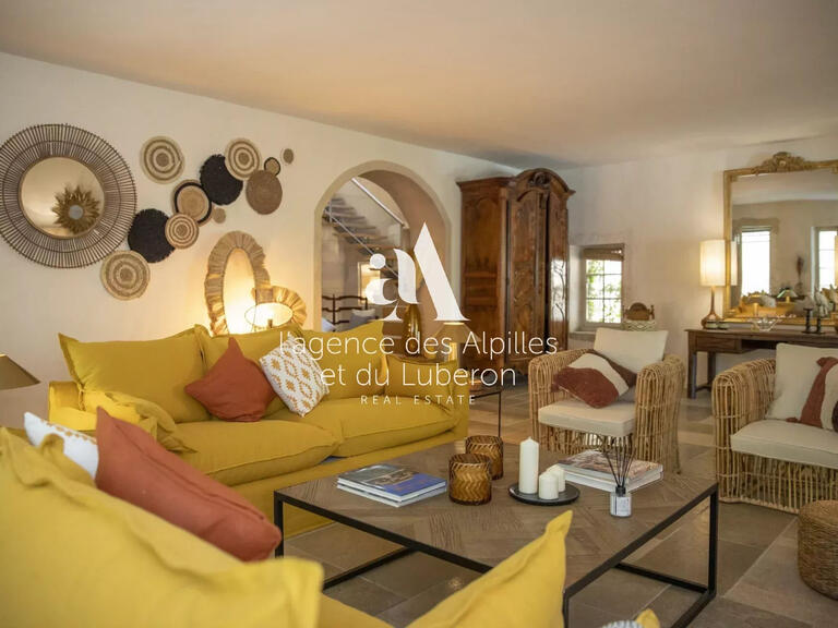 House Saint-Rémy-de-Provence - 7 bedrooms - 400m²