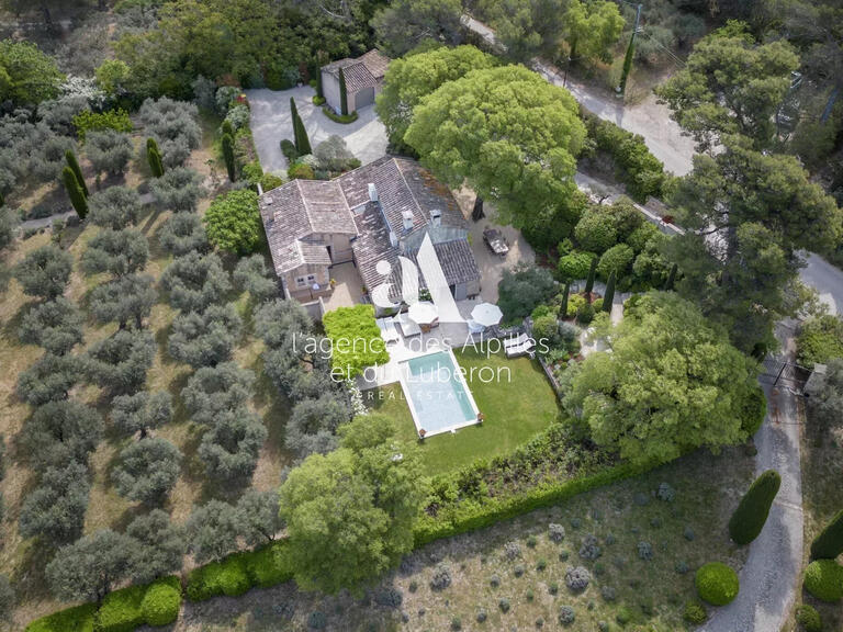 Maison Saint-Rémy-de-Provence - 4 chambres - 180m²