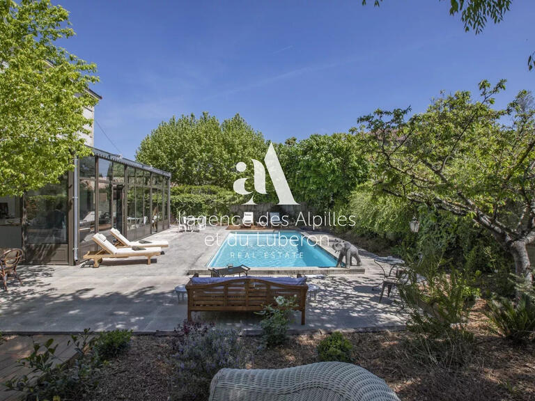 House Saint-Rémy-de-Provence - 3 bedrooms - 280m²