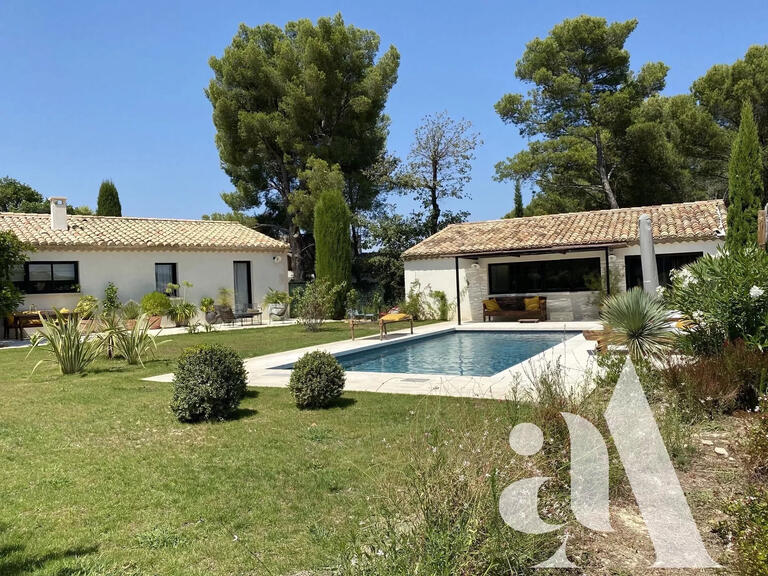 Maison Saint-Rémy-de-Provence - 3 chambres - 1300m²