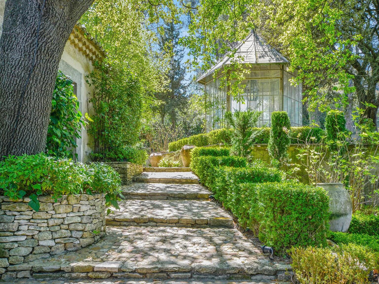 Maison Saint-Rémy-de-Provence - 5 chambres - 10000m²