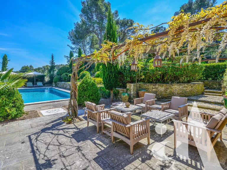 Maison Saint-Rémy-de-Provence - 5 chambres - 10000m²