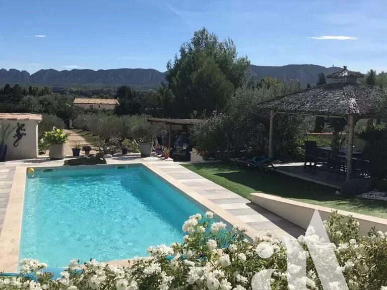 Maison Saint-Rémy-de-Provence - 3 chambres - 2000m²