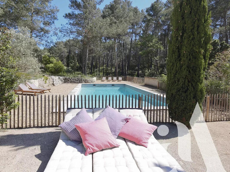 Maison Saint-Rémy-de-Provence - 5 chambres - 10000m²