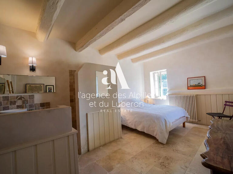 Maison Saint-Rémy-de-Provence - 5 chambres - 200m²