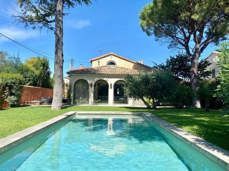 Maison Saint-Rémy-de-Provence - 5 chambres - 1000m²