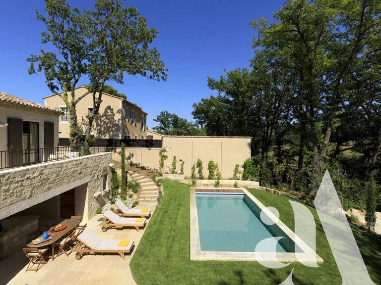 House Saint-Rémy-de-Provence - 3 bedrooms - 800m²