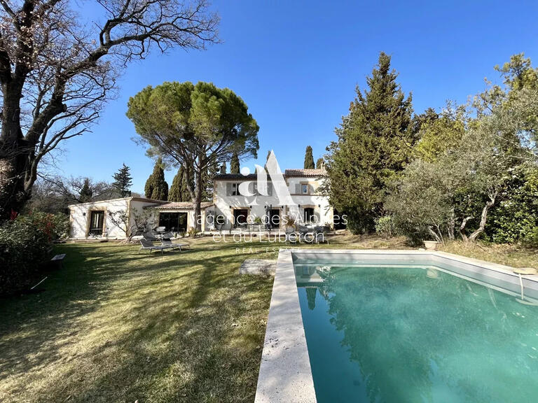 House Saint-Rémy-de-Provence - 5 bedrooms - 2000m²