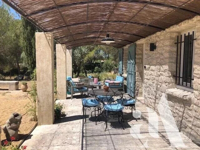 House Saint-Rémy-de-Provence - 2 bedrooms - 5500m²