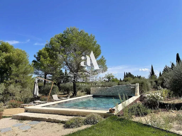 Maison Saint-Rémy-de-Provence - 2 chambres - 5500m²