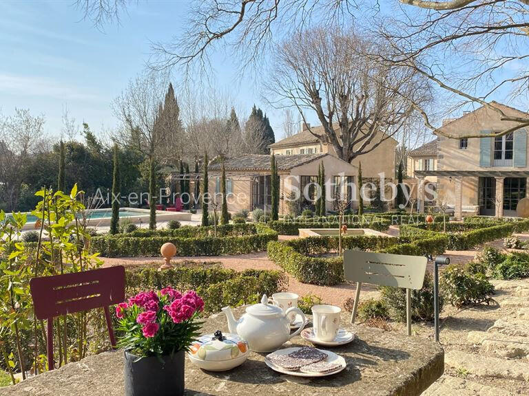 House Saint-Rémy-de-Provence - 8 bedrooms - 750m²