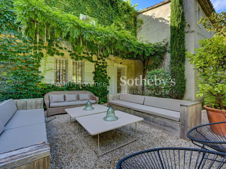 Maison Saint-Rémy-de-Provence - 6 chambres - 300m²