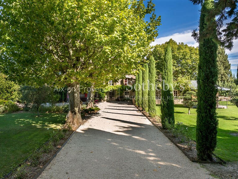 Maison Saint-Rémy-de-Provence - 6 chambres - 400m²