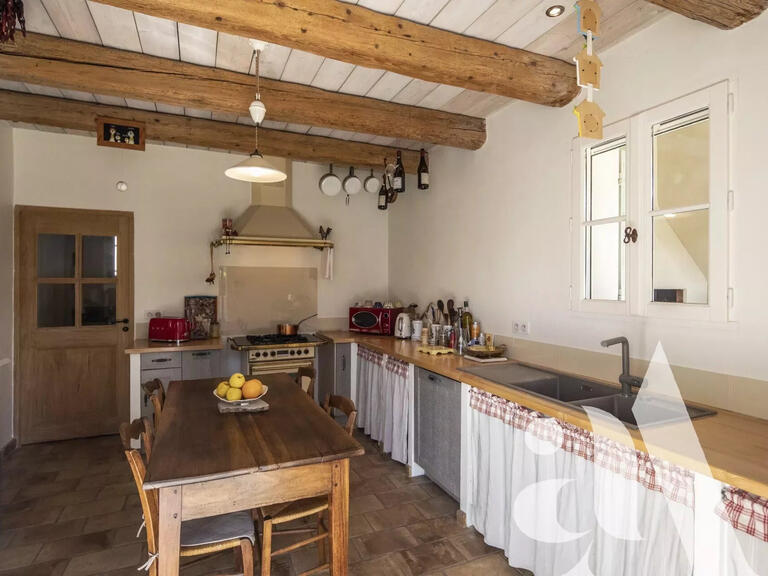 Sale House Saint-Rémy-de-Provence - 5 bedrooms