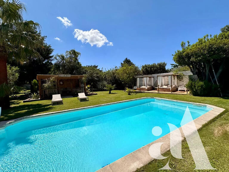 Sale House Saint-Rémy-de-Provence - 4 bedrooms