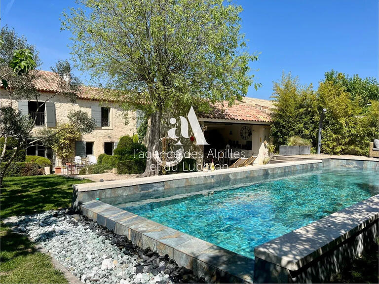 House Saint-Rémy-de-Provence - 4 bedrooms - 175m²