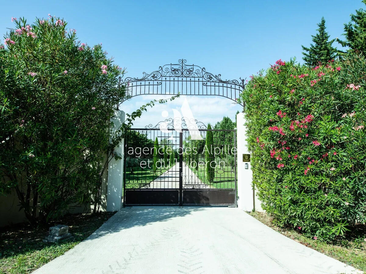 Maison Saint-Rémy-de-Provence