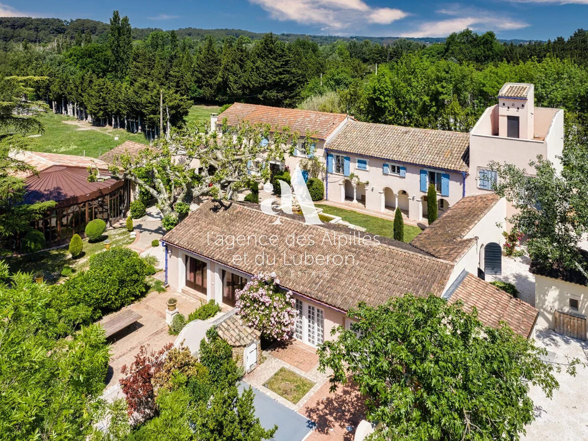 Maison Saint-Rémy-de-Provence