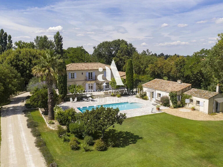 House Saint-Rémy-de-Provence - 6 bedrooms - 300m²