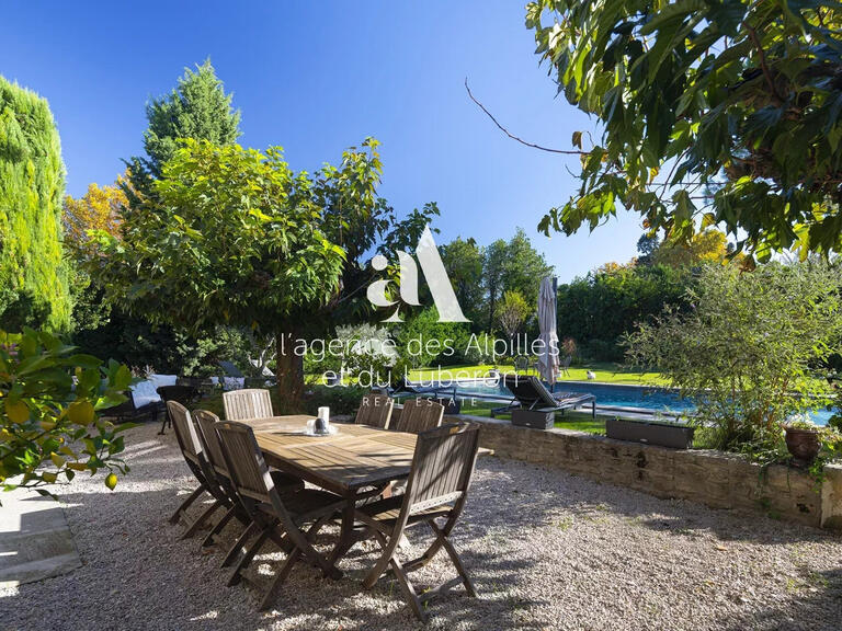 Maison Saint-Rémy-de-Provence - 5 chambres - 234m²