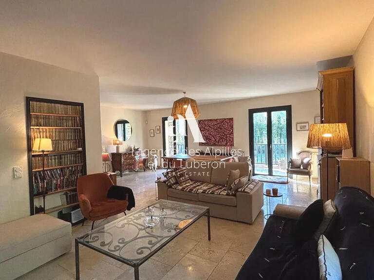 Maison Saint-Rémy-de-Provence - 5 chambres - 234m²