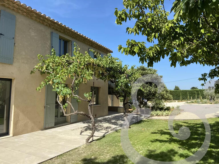 Propriété Saint-Rémy-de-Provence - 6 chambres - 203m²