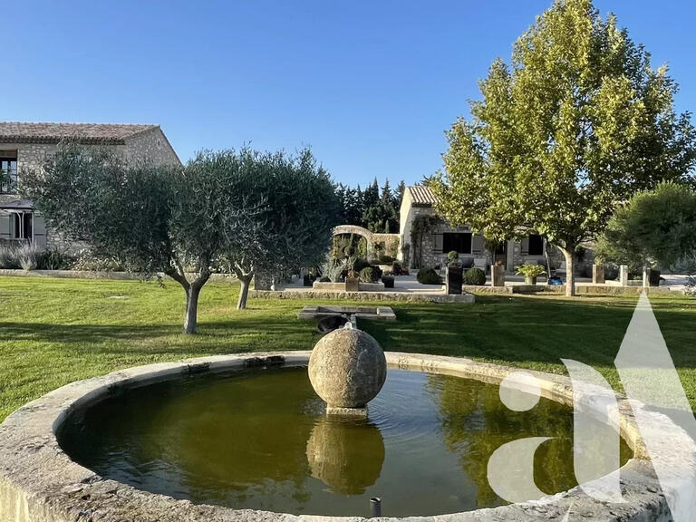 Property Saint-Rémy-de-Provence - 5 bedrooms - 355m²