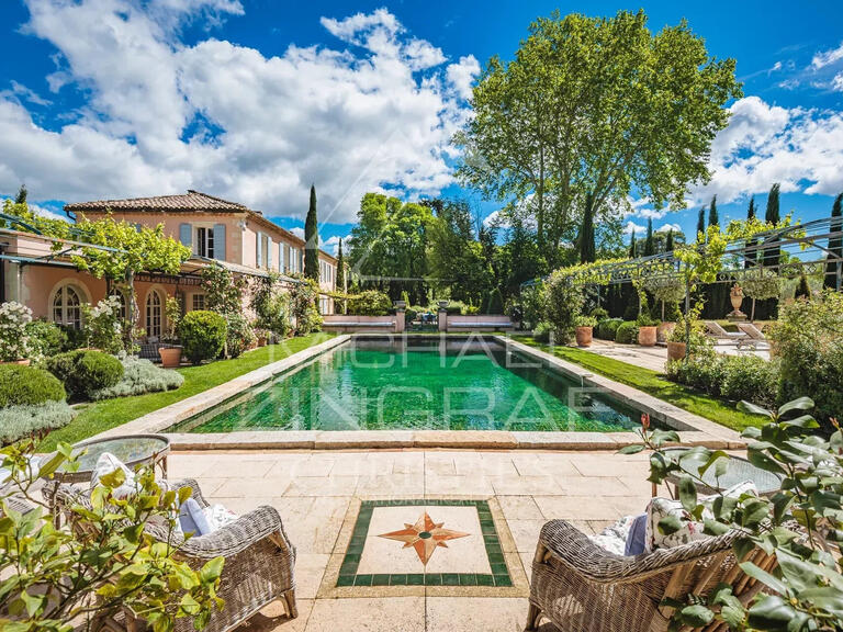 Propriété Saint-Rémy-de-Provence - 7 chambres - 533m²