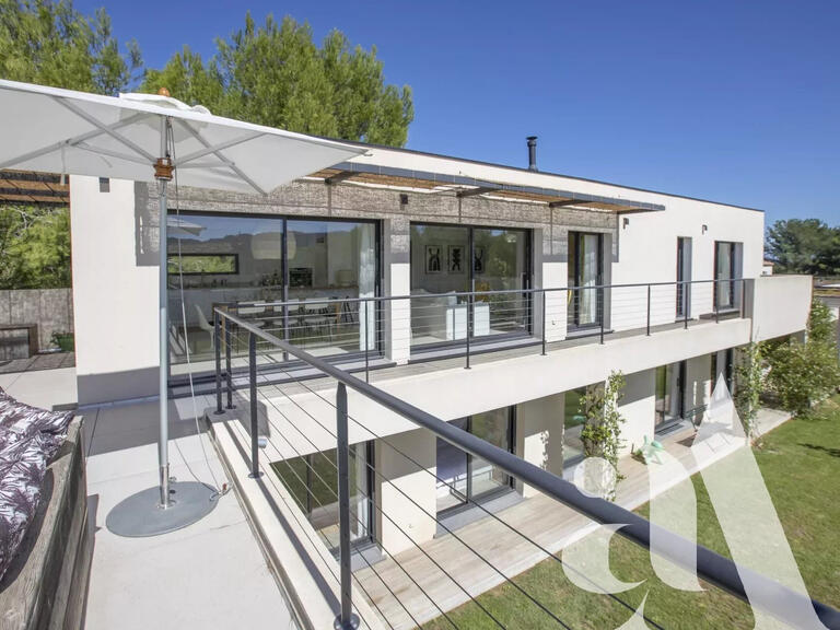 Villa Saint-Rémy-de-Provence - 5 bedrooms - 240m²