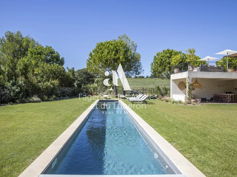 Villa Saint-Rémy-de-Provence - 5 bedrooms - 240m²