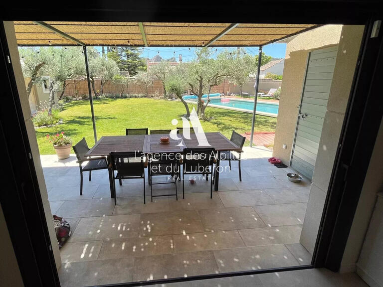 Villa Saint-Rémy-de-Provence - 3 bedrooms - 140m²