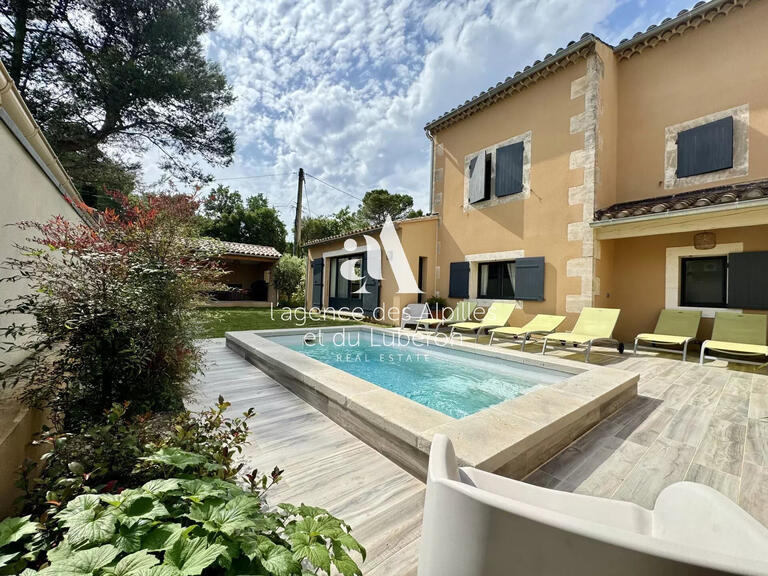 Villa Saint-Rémy-de-Provence - 3 bedrooms - 180m²