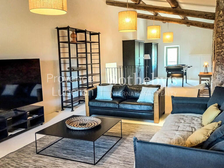 House Saint-Saturnin-lès-Apt - 8 bedrooms - 550m²