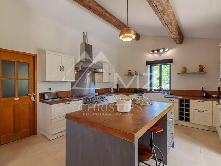 Maison Saint-Saturnin-lès-Apt - 3 chambres - 140m²