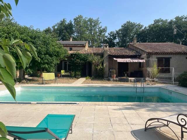 House Saint-Saturnin-lès-Apt - 6 bedrooms