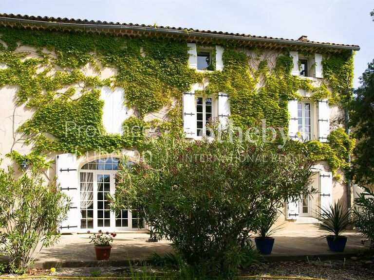 Maison Saint-Saturnin-lès-Avignon - 5 chambres - 500m²