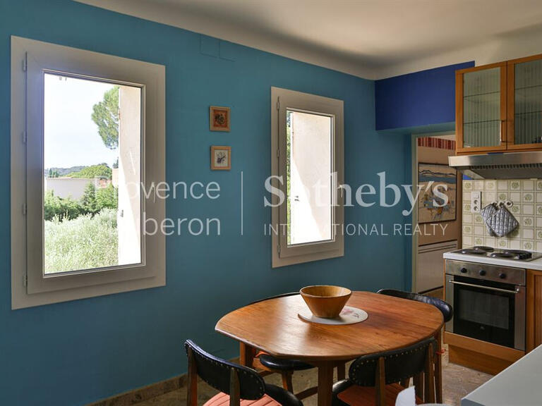 House Saint-Saturnin-lès-Avignon - 5 bedrooms - 500m²