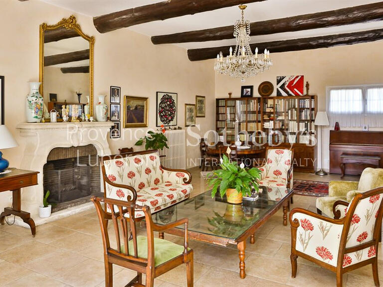 House Saint-Saturnin-lès-Avignon - 5 bedrooms - 500m²