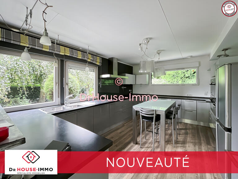 Villa Saint-Saulve - 6 chambres - 233m²