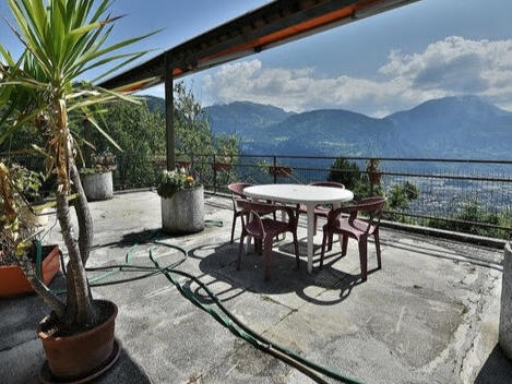 House Saint-Sigismond - 4 bedrooms - 750m²