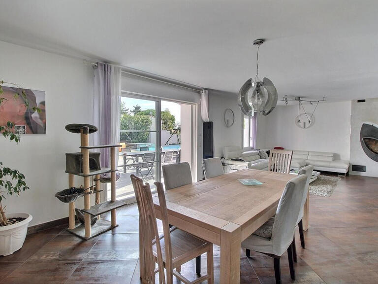 Vente Maison Saint-Sulpice-de-Royan - 4 chambres