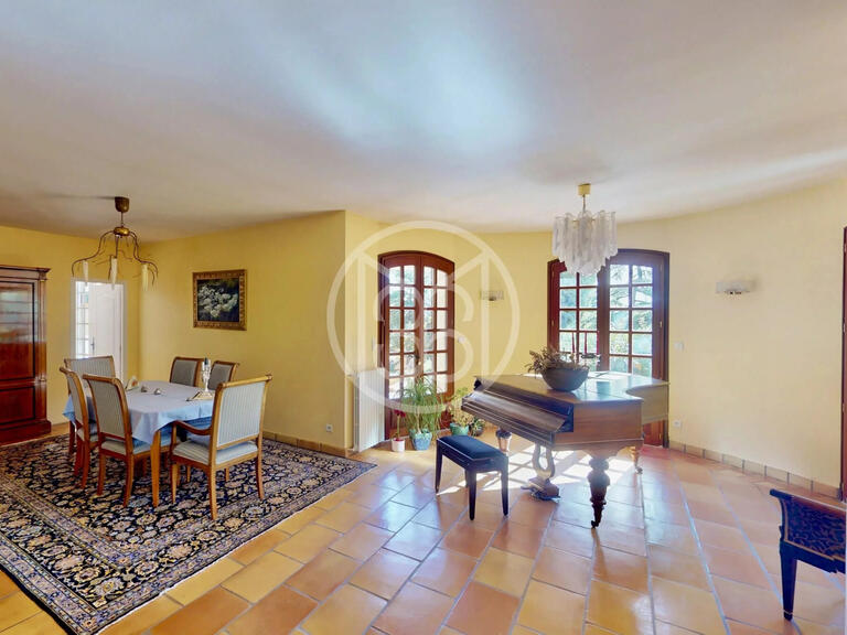 Propriété Saint-Sulpice-sur-Lèze - 7 chambres - 282m²