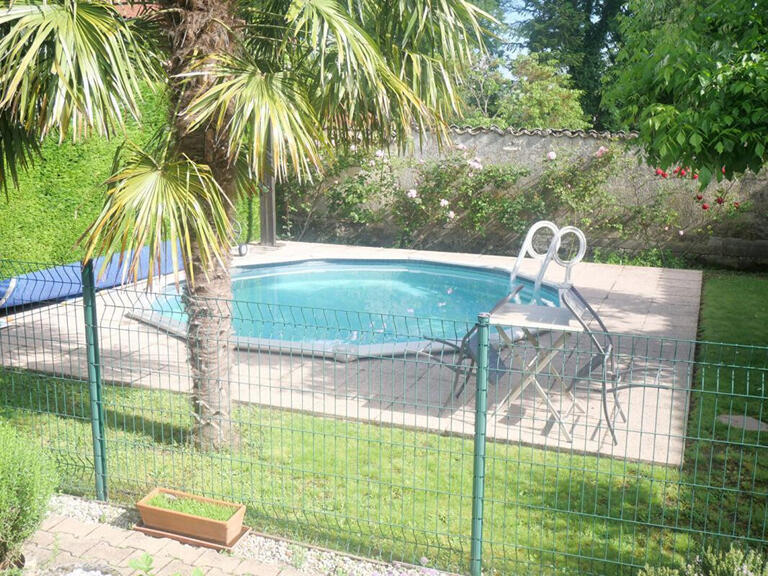 House Saint-Symphorien-d'Ozon - 3 bedrooms