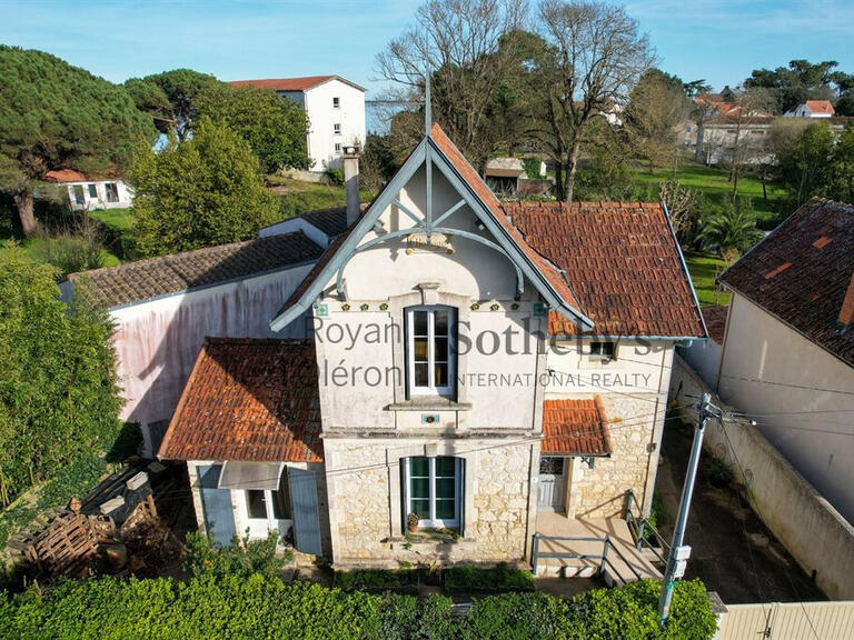 House Saint-Trojan-les-Bains - 3 bedrooms - 94m²