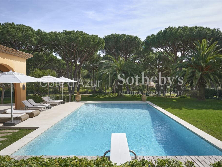 House Saint-Tropez