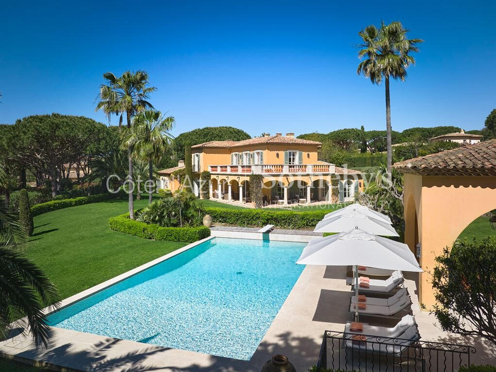 House Saint-Tropez