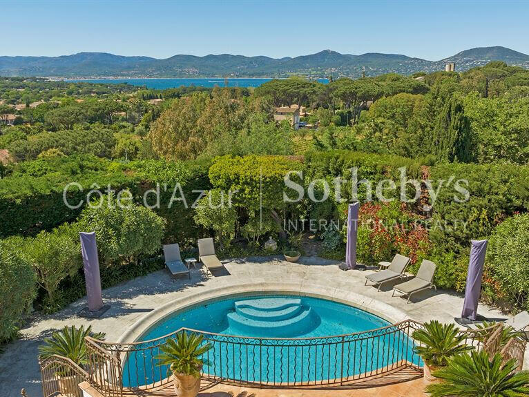 House Saint-Tropez