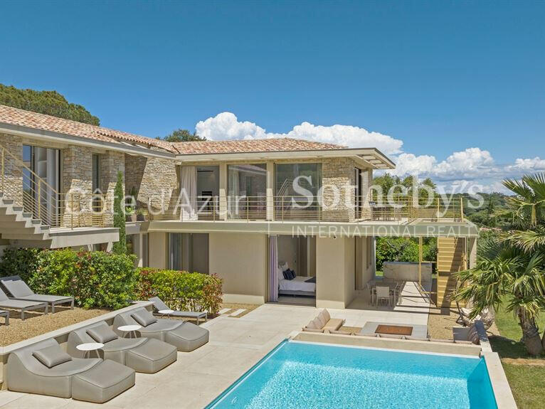 House Saint-Tropez